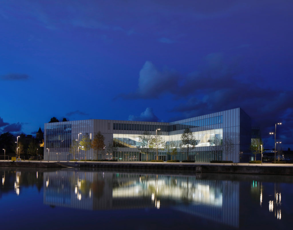 Barcode Architects_Caen library (5) LIGHTER_